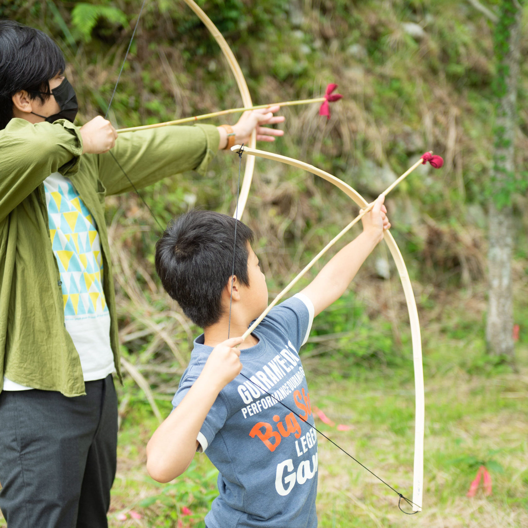 竹の弓矢を手作り｜子どもが飛ばして遊べる竹弓づくり｜熊野の楽しい遊び場 irokuma kids